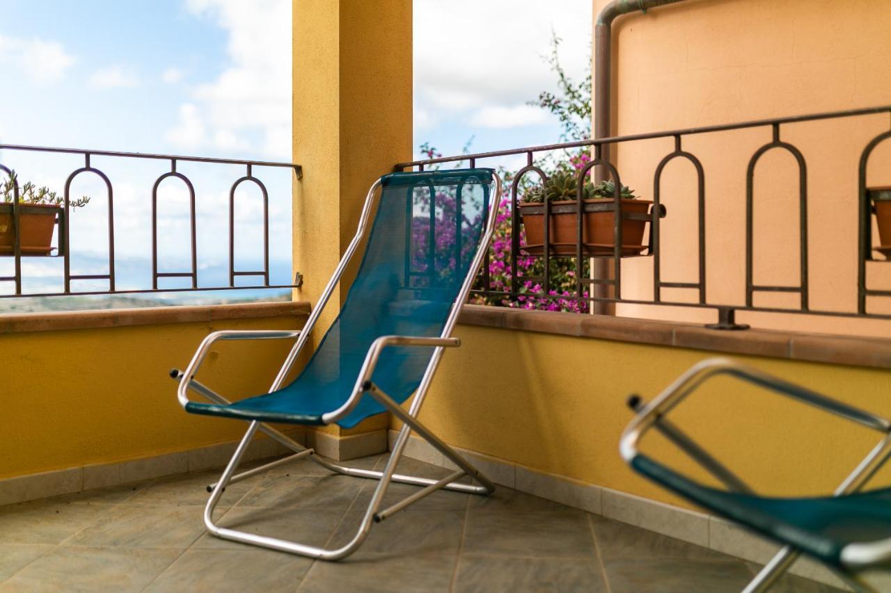 Appartamento Con Piscina 03 Trinita d'Agultu e Vignola ภายนอก รูปภาพ
