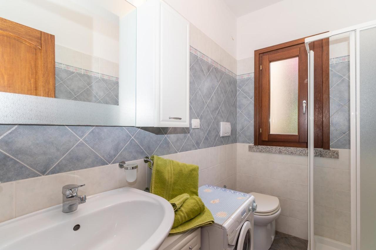 Appartamento Con Piscina 03 Trinita d'Agultu e Vignola ภายนอก รูปภาพ